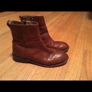 Brown women’s John Fluevog boots, 9